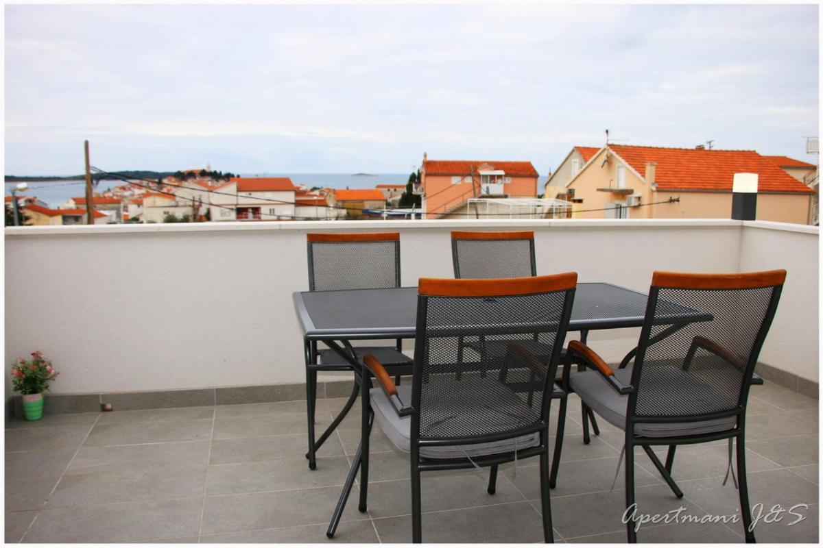 Apartmani Jere&Sara Primošten المظهر الخارجي الصورة