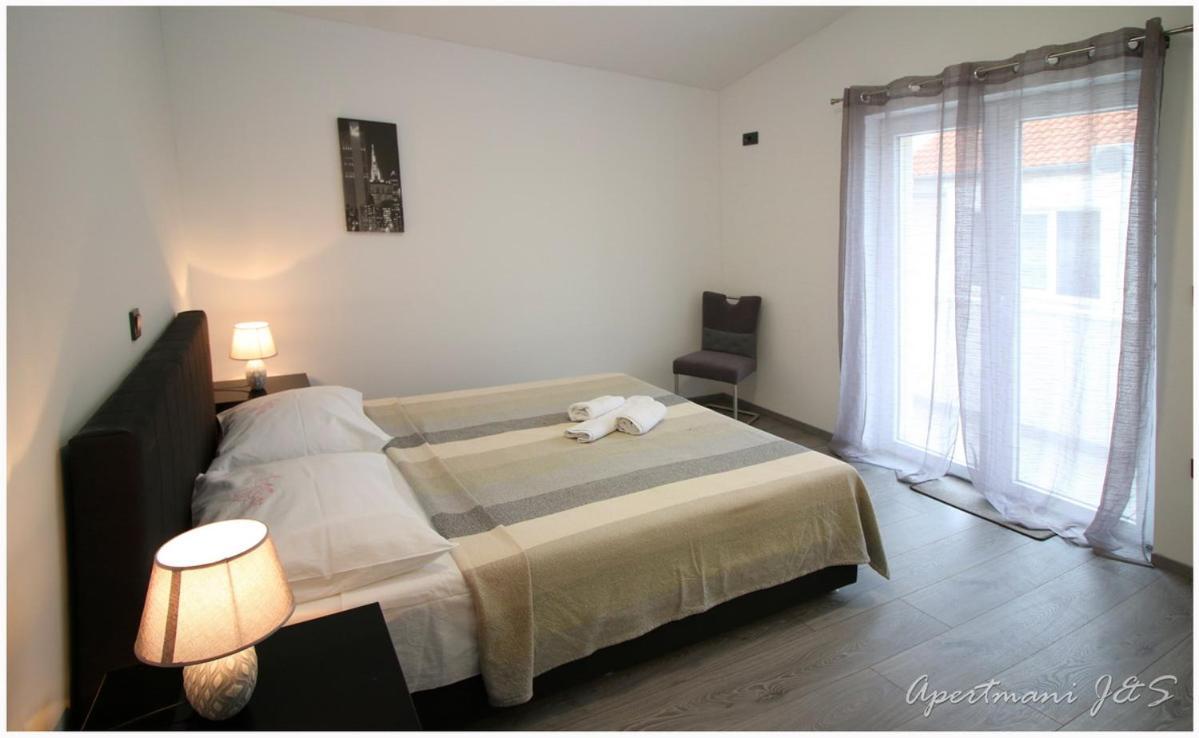 Apartmani Jere&Sara Primošten المظهر الخارجي الصورة