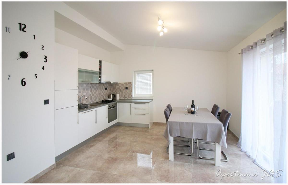 Apartmani Jere&Sara Primošten المظهر الخارجي الصورة